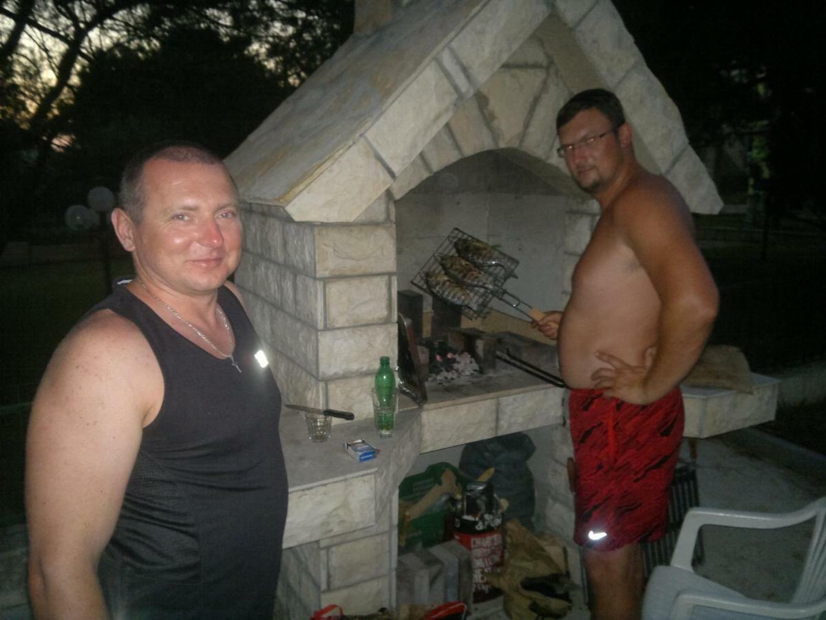 Apartmani Korenika Brodarica  Zewnętrze zdjęcie